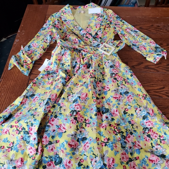 NWT Lindy Bop Vivi yellow floral swing dress sz sm - Picture 2 of 4